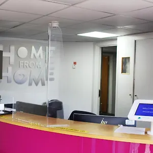 Apartahotel Phoenix Halls
