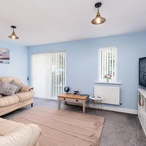 Apartment Lakeside Boulevard View Doncaster