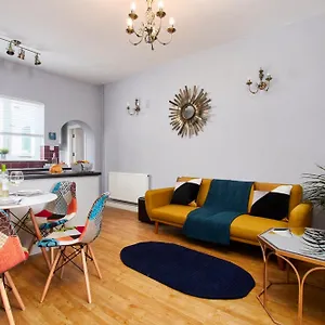 Apartment Delven House- Serviced Castle Donington