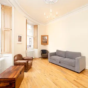 Apartment Joivy Charming Flat Near St Giles Edinburgh